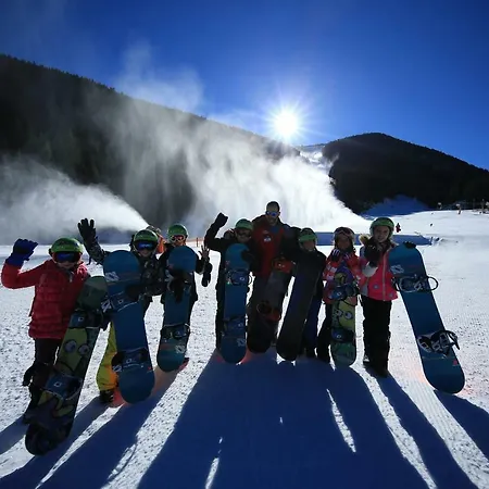 Great Location Near Lift Apartamento